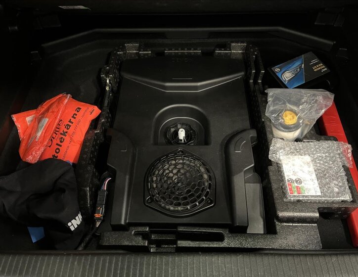 Opel Grandland X SUV 1,2 l 96 kw