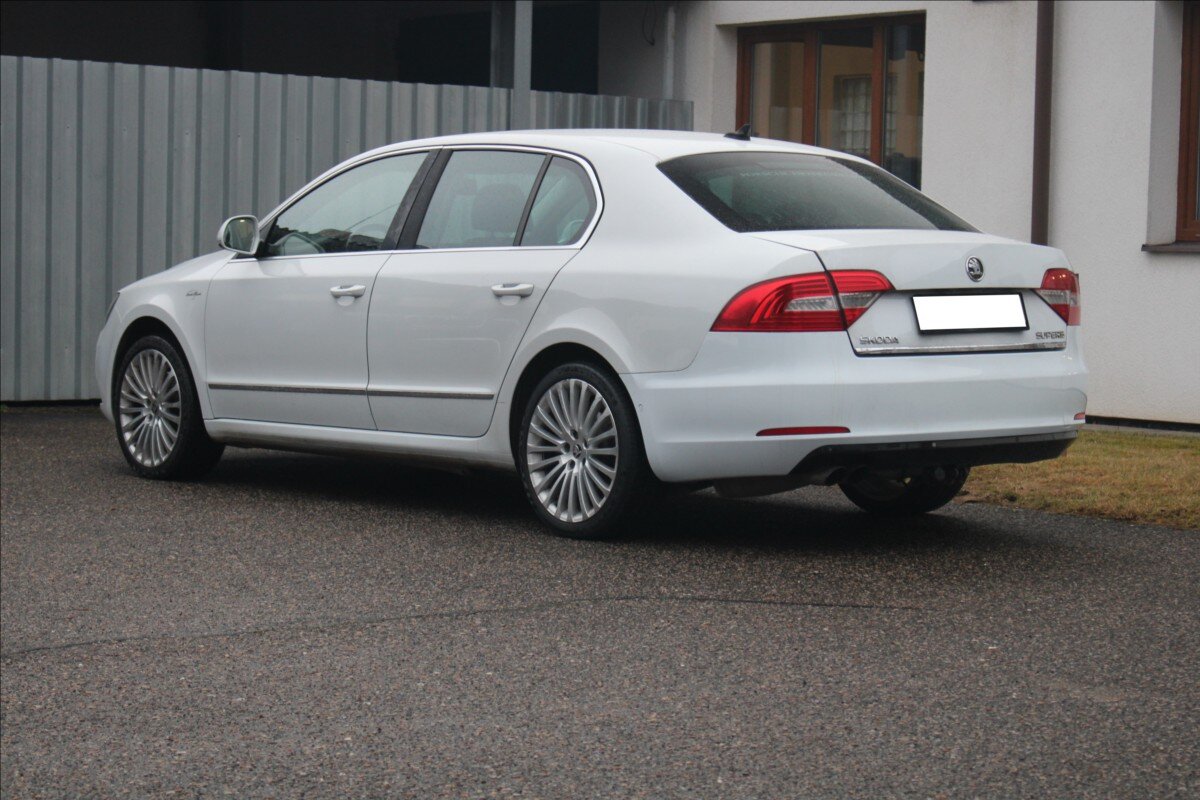 Škoda Superb Sedan 2,0 l 125 kw