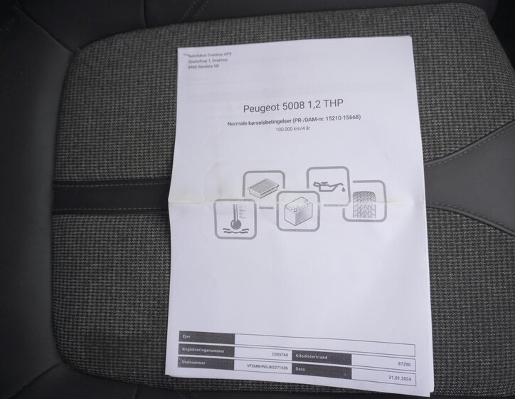 Peugeot 5008 SUV 1,2 l 96 kw