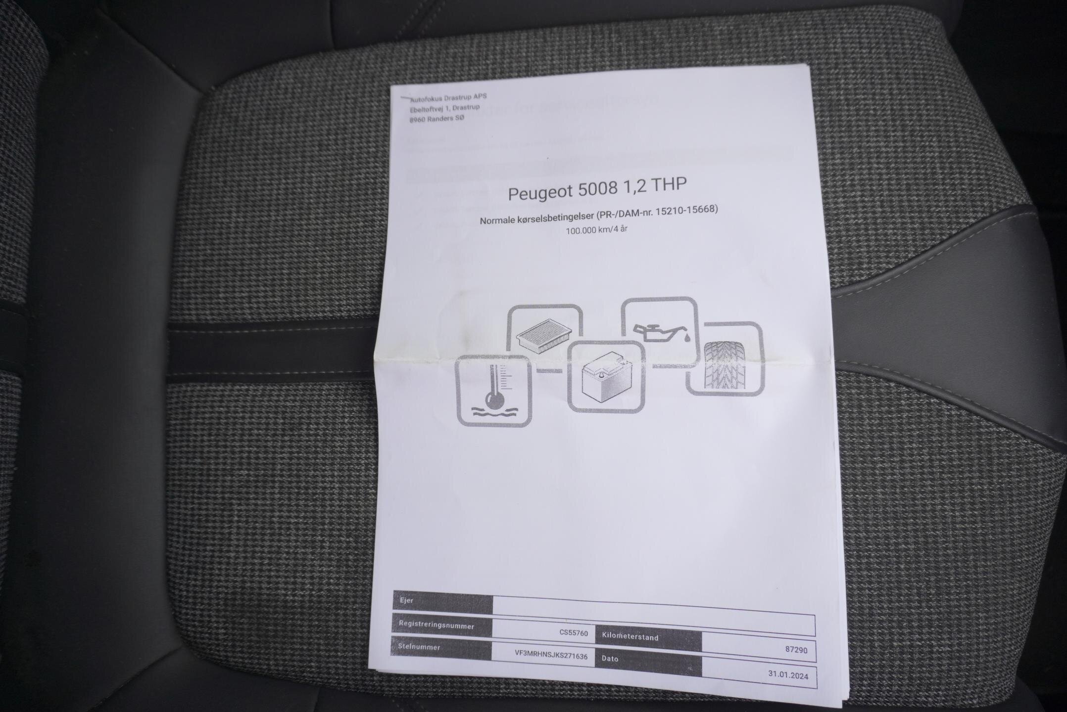 Peugeot 5008 SUV 1,2 l 96 kw