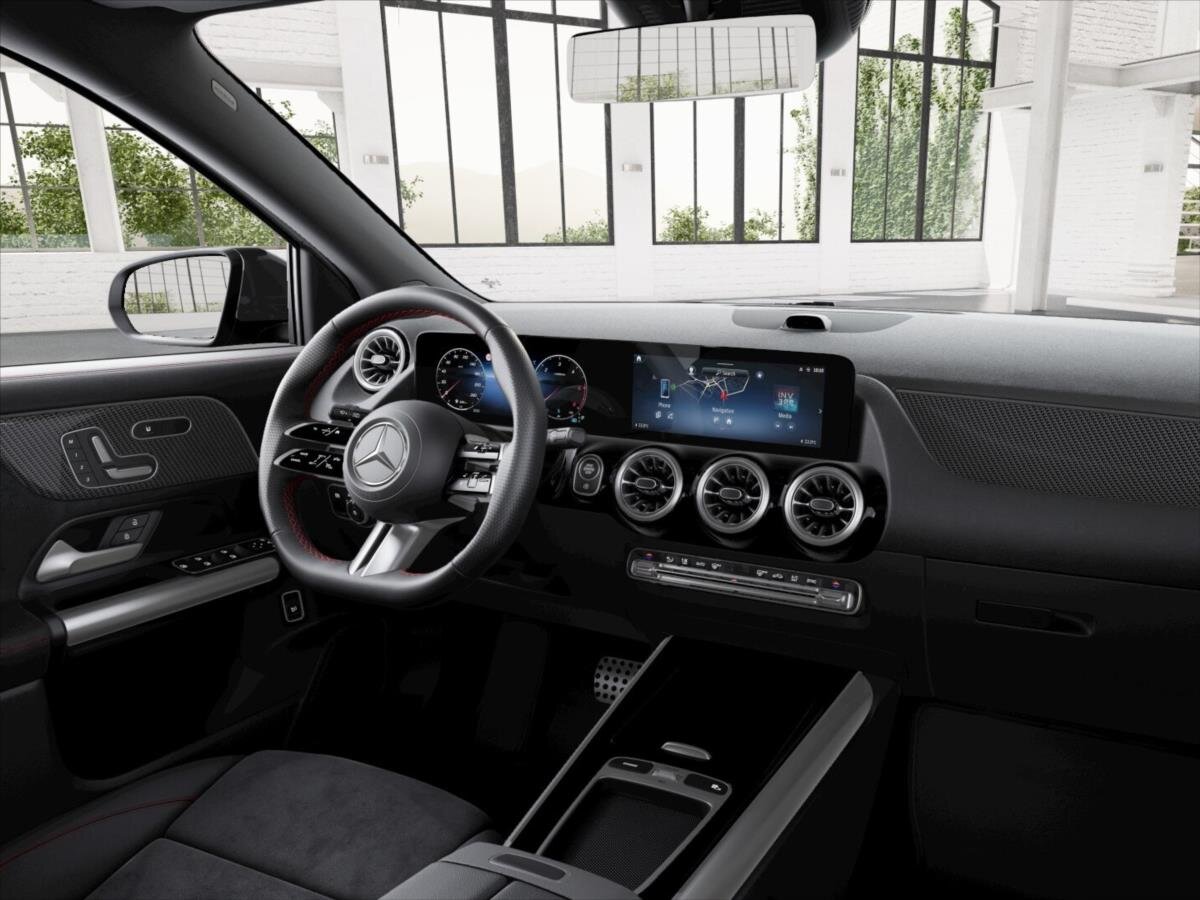 Mercedes-Benz GLA SUV / Terénní 2,0 l 110 kw