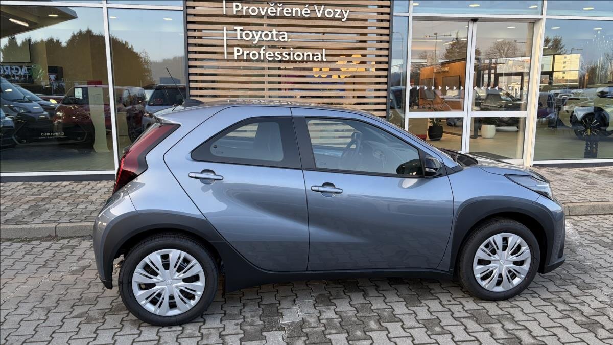 Toyota Aygo Hatchback 1,5 l 85 kw