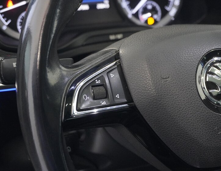 Škoda Karoq SUV / Terénní 1,5 l 110 kw