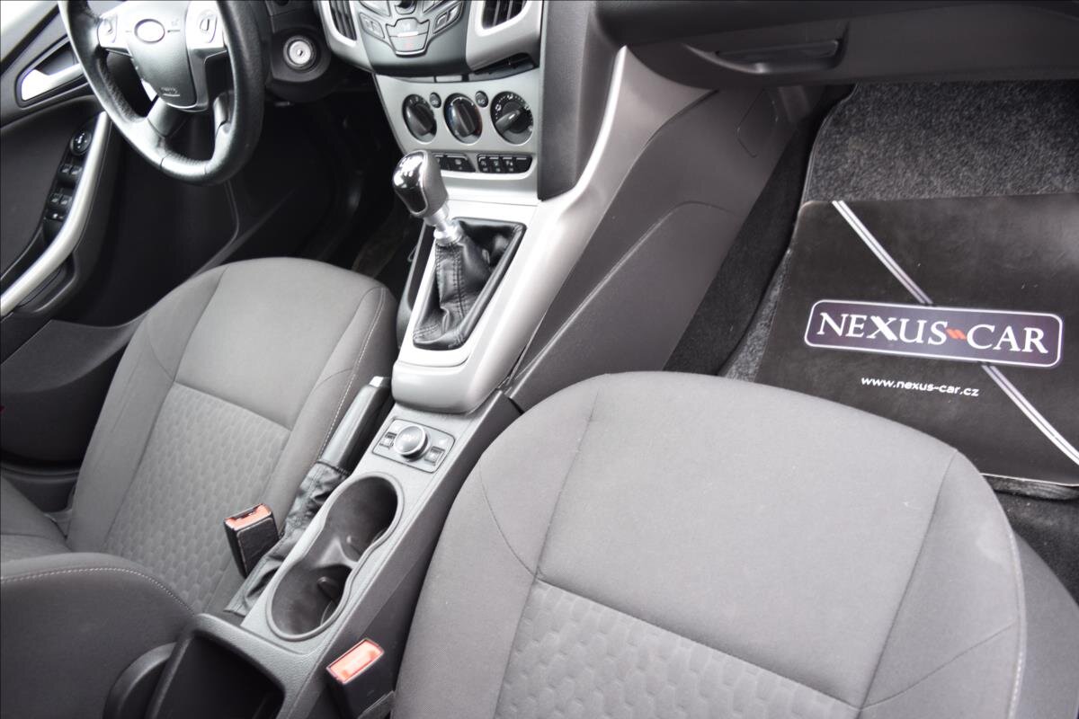 Ford Focus Kombi 998,0 92 kw