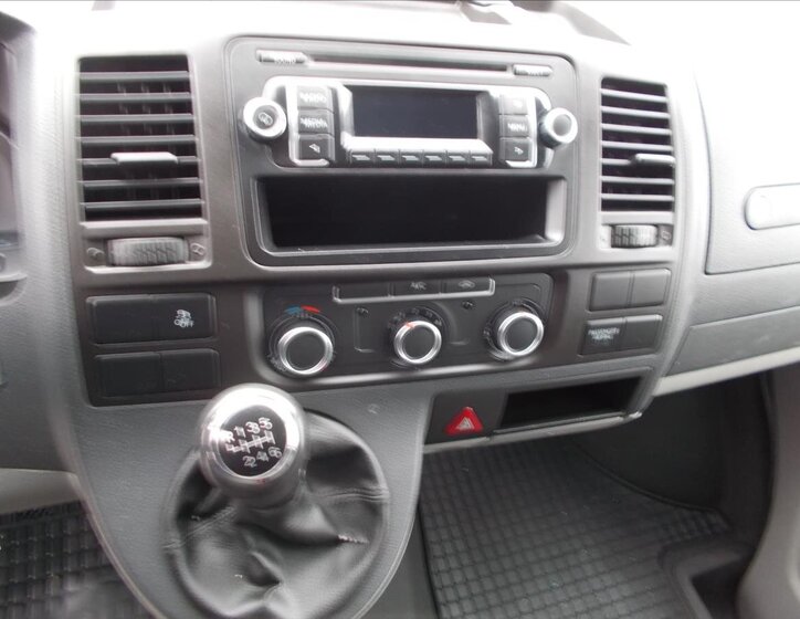 Volkswagen Transporter 27