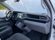 Volkswagen Caravelle 19