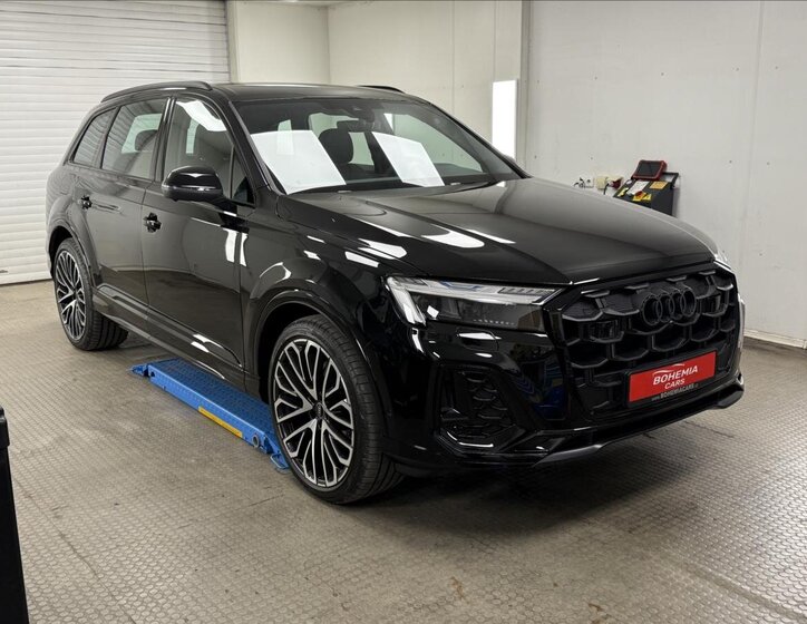 Audi Q7 SUV / Terénní 3,0 l 210 kw