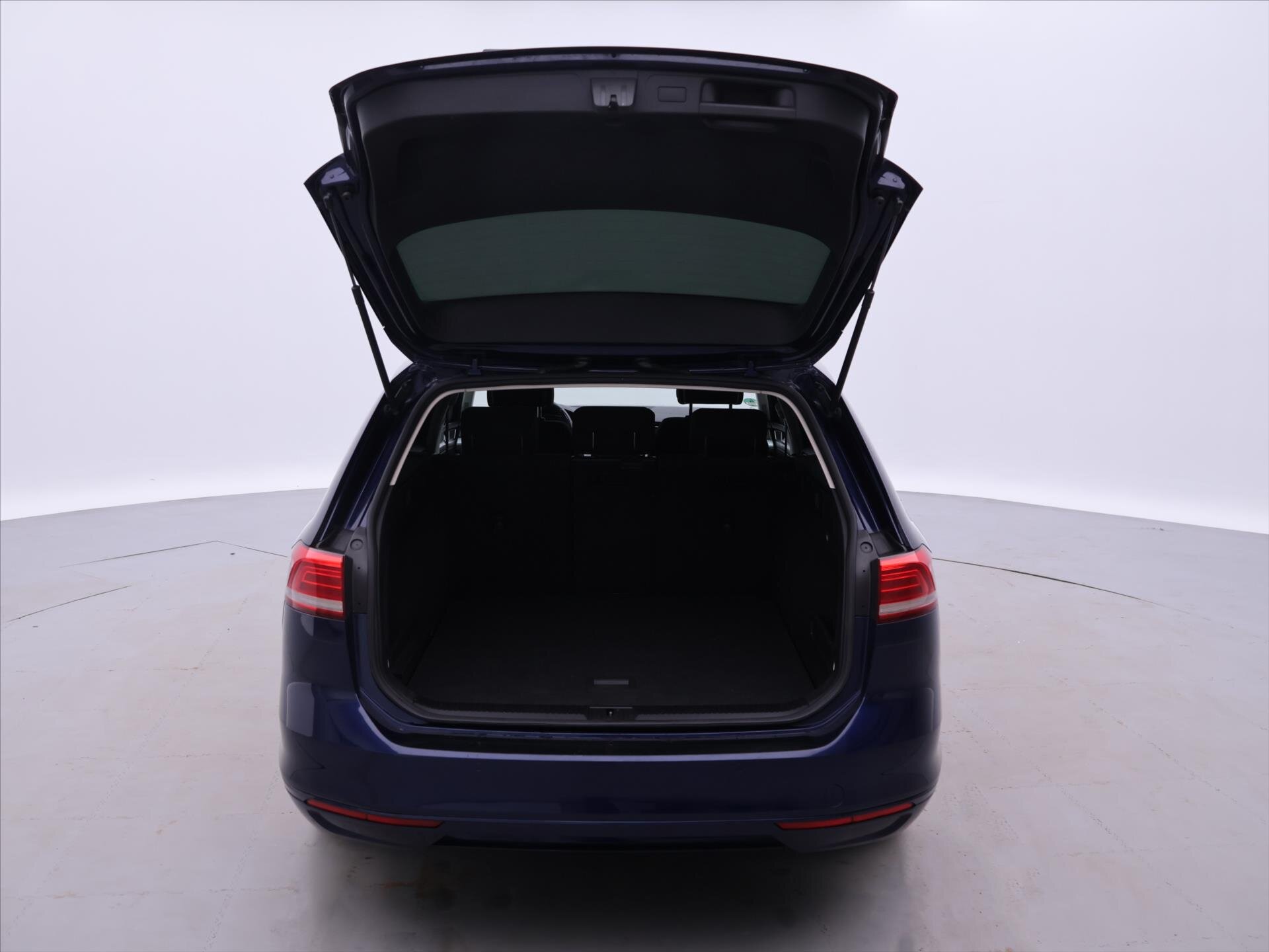 Volkswagen Passat Kombi 2,0 l 110 kw