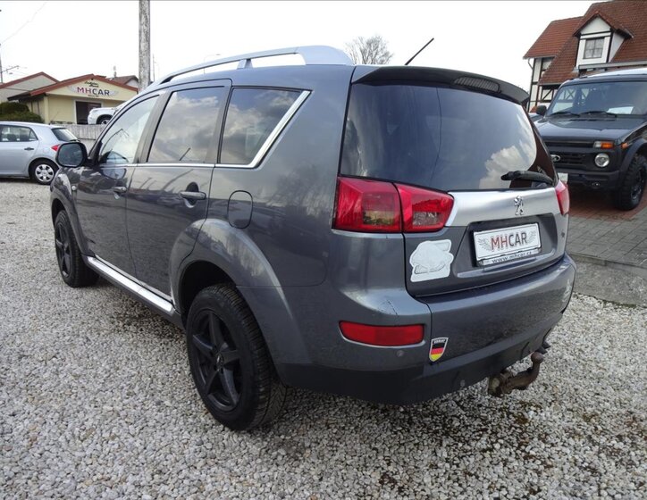 Peugeot 4007 Kombi 2,2 l 115 kw