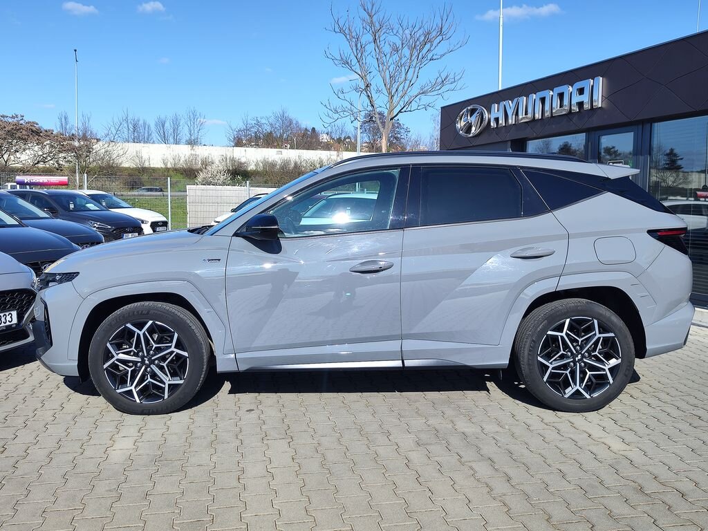Hyundai Tucson SUV / Terénní 1,6 l 169 kw