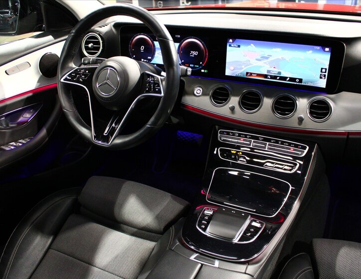 Mercedes-Benz Třídy E Kombi 2,0 l 195 kw