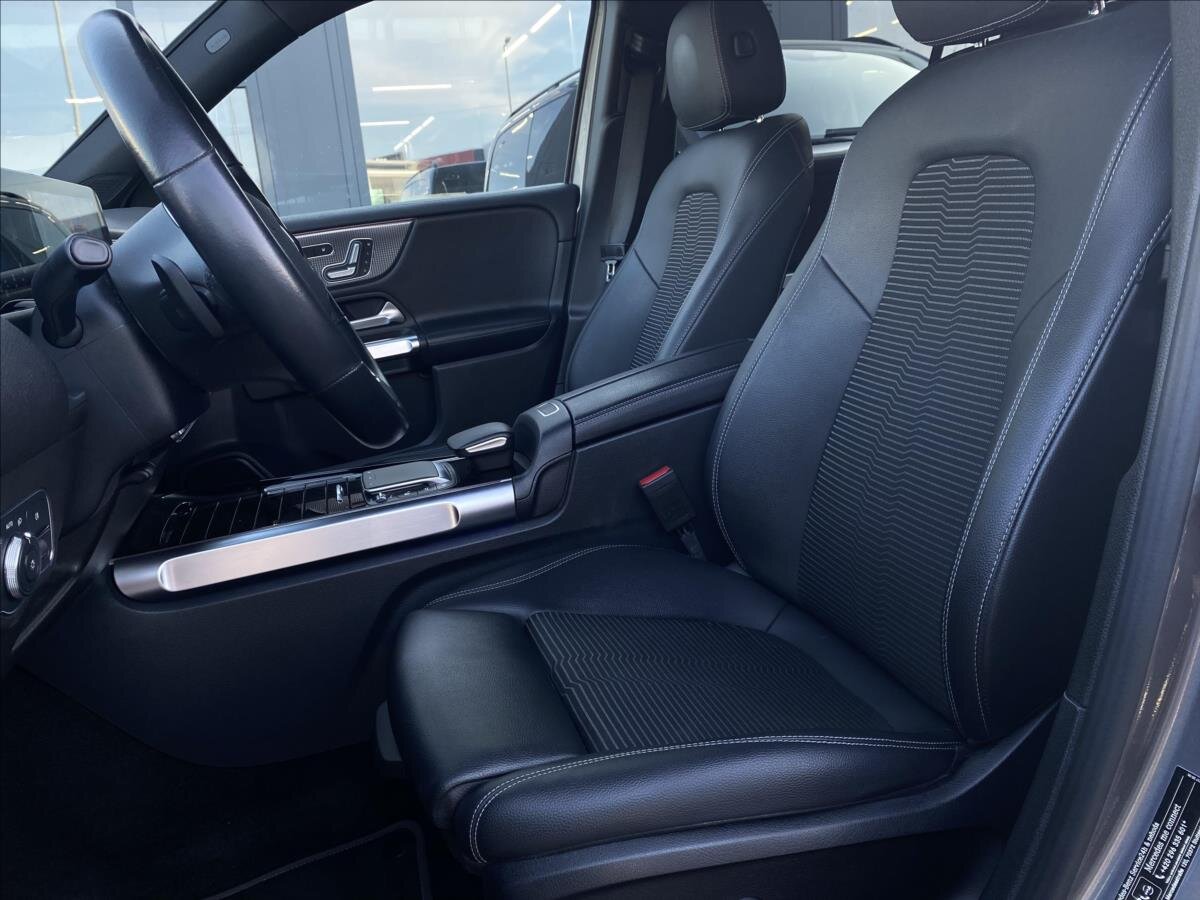 Mercedes-Benz GLB SUV / Terénní 2,0 l 110 kw