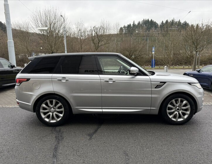 Land Rover Range Rover Sport SUV 4,4 l 250 kw