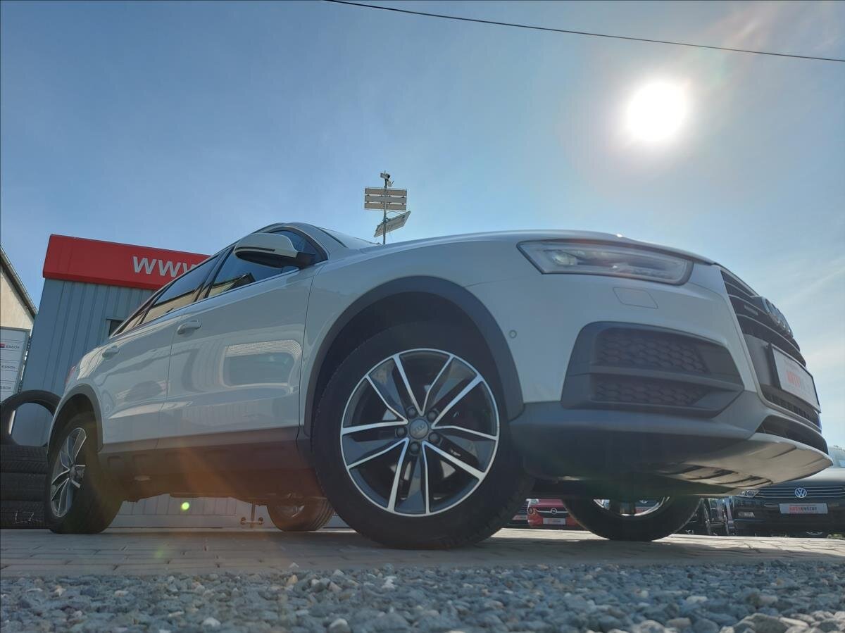Audi Q3 SUV / Terénní 2,0 l 110 kw