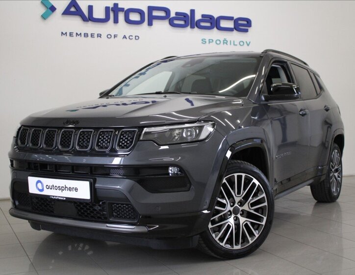 Jeep Compass SUV / Terénní 1,5 l 96 kw