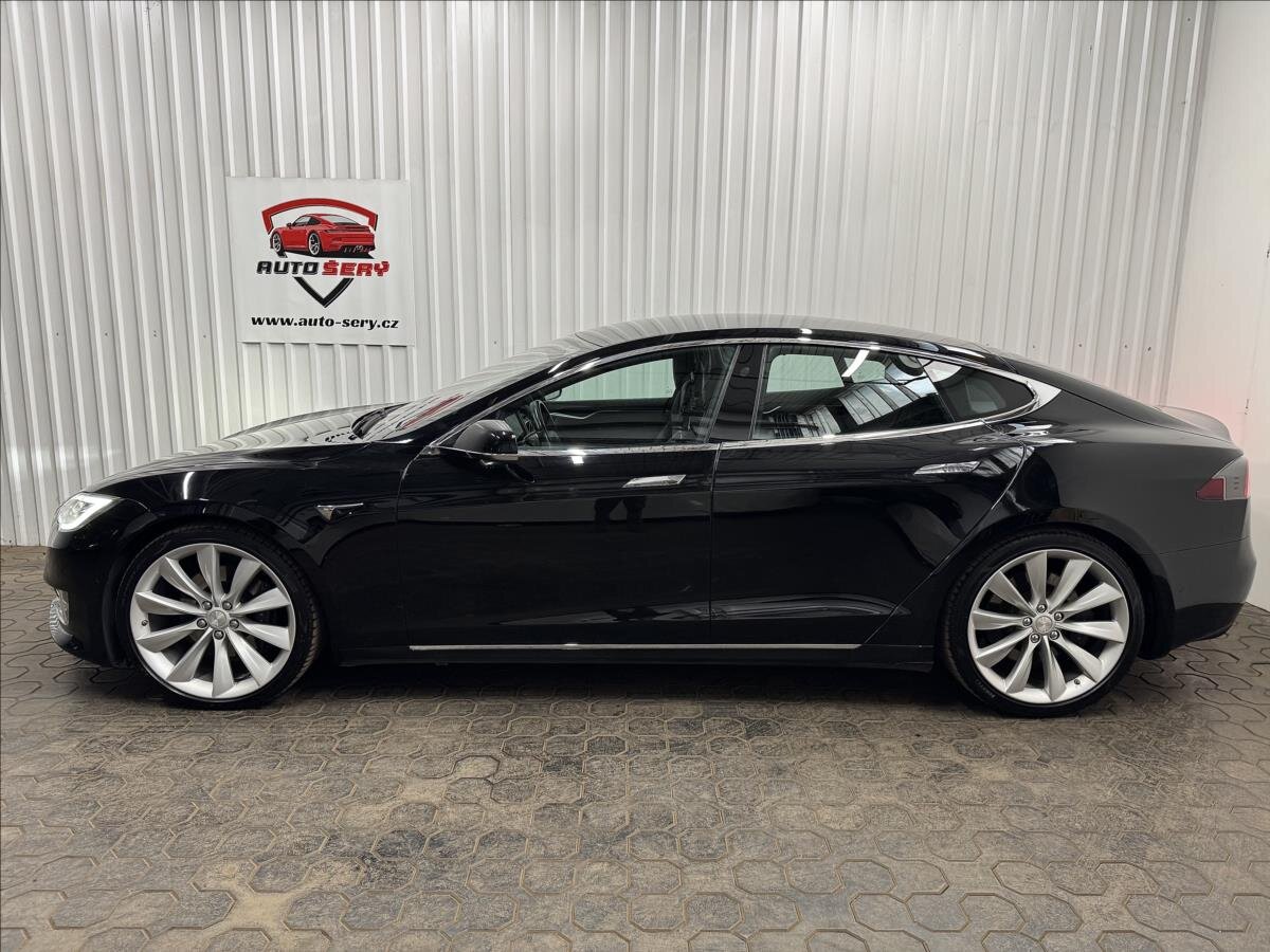 Tesla Model S Liftback 0,0 311 kw
