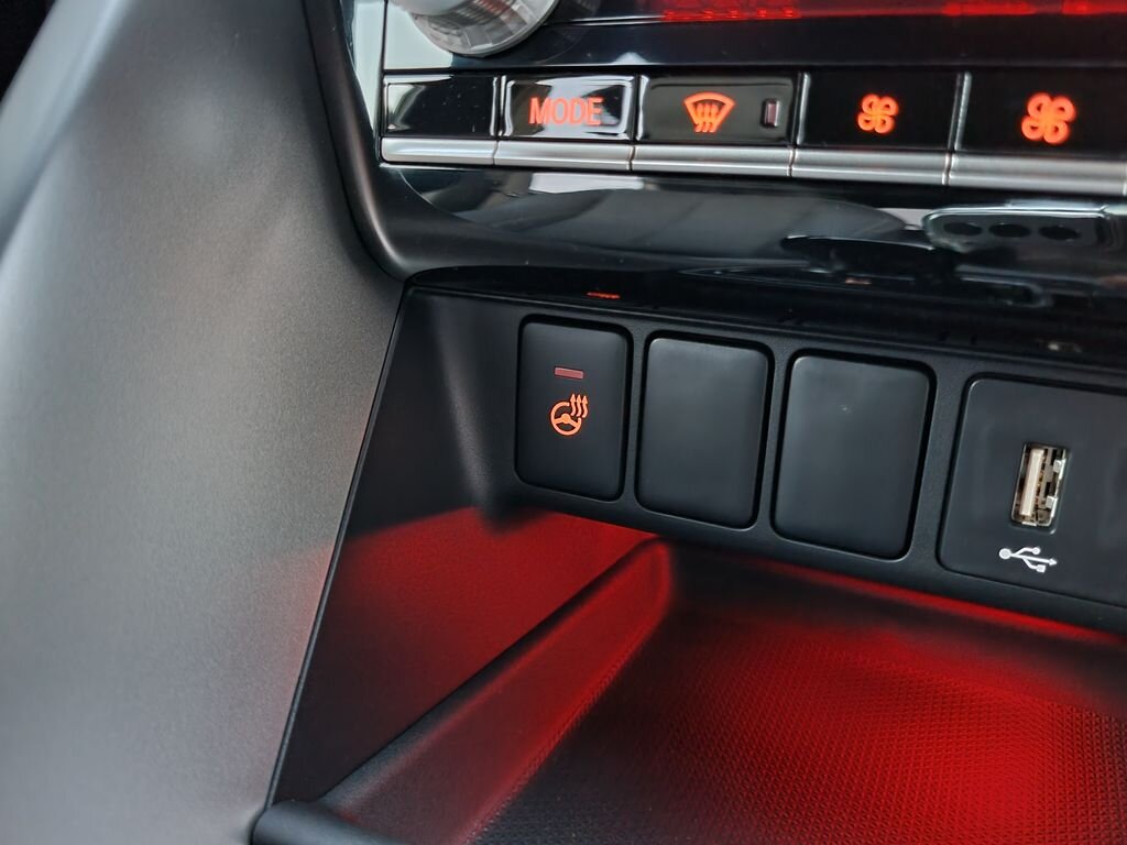 Mitsubishi Ostatní SUV / Terénní 2,4 l 138 kw