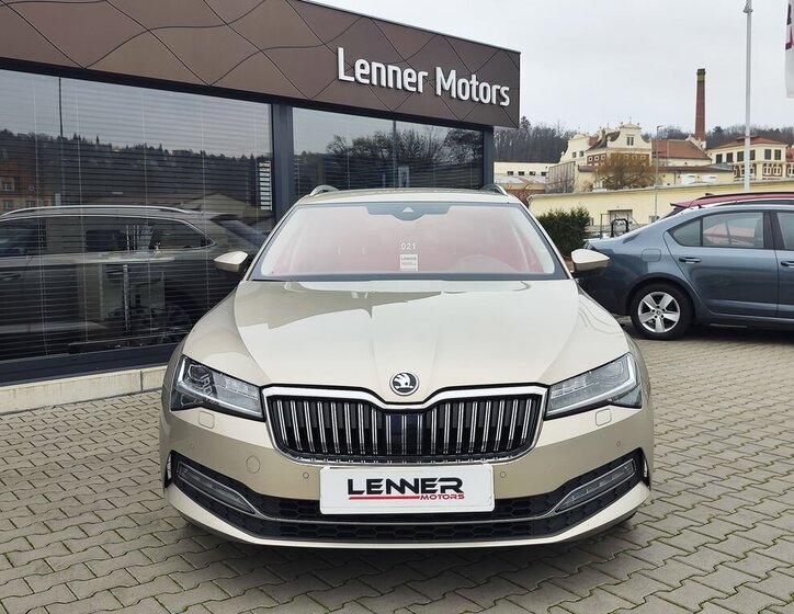 Škoda Superb 2