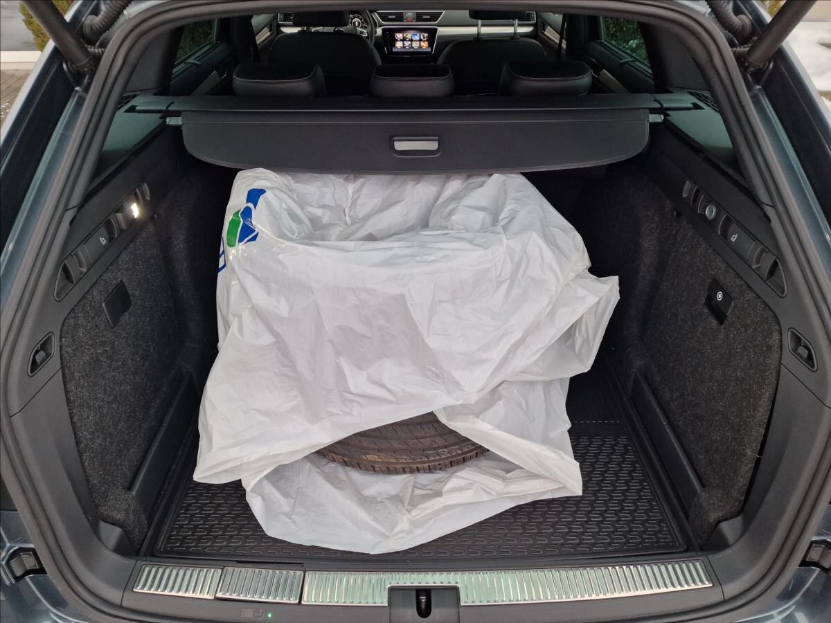 Škoda Superb Kombi 2,0 l 140 kw