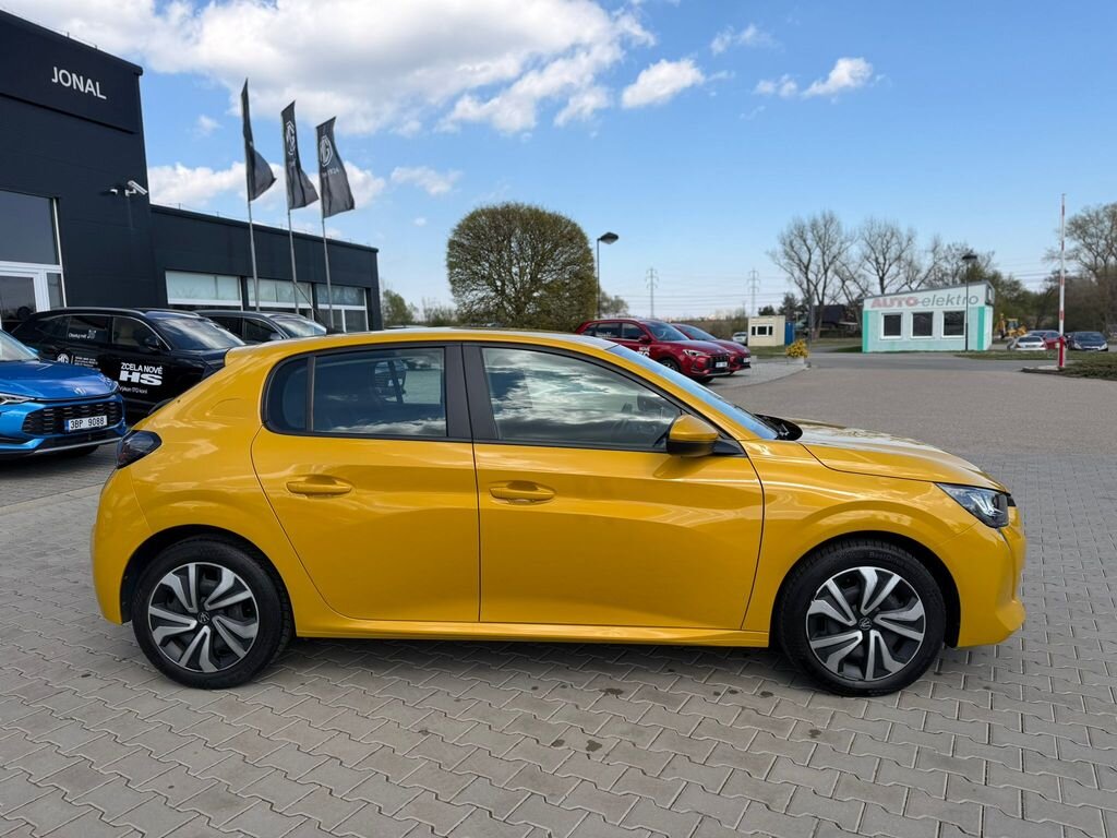 Peugeot 208 Hatchback 1,2 l 74 kw