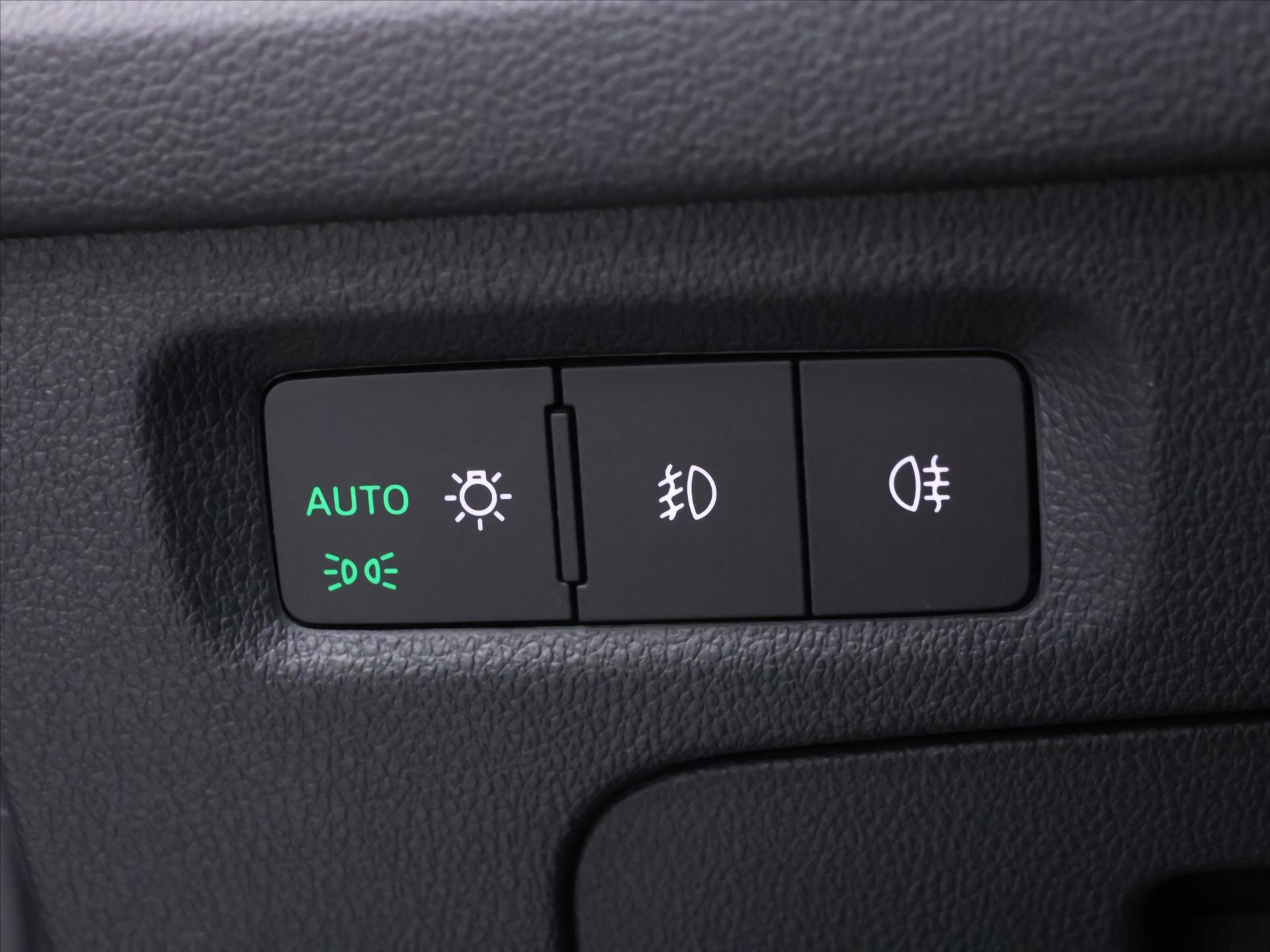 Škoda Octavia Liftback 2,0 l 85 kw