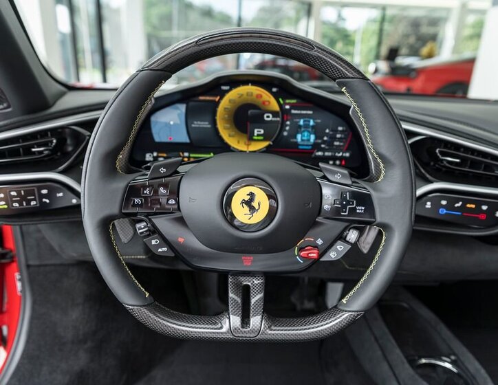 Ferrari Ostatní Kupé 3,0 l 610 kw