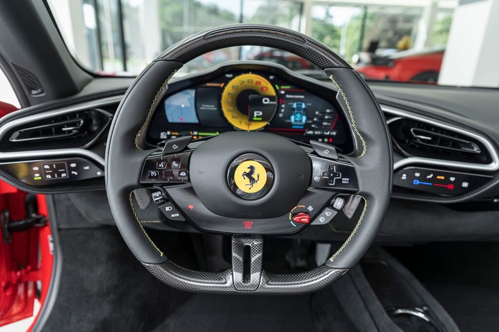 Ferrari Ostatní Kupé 3,0 l 610 kw