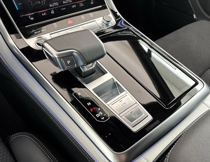 Audi Q7 SUV / Terénní 3,0 l 250 kw