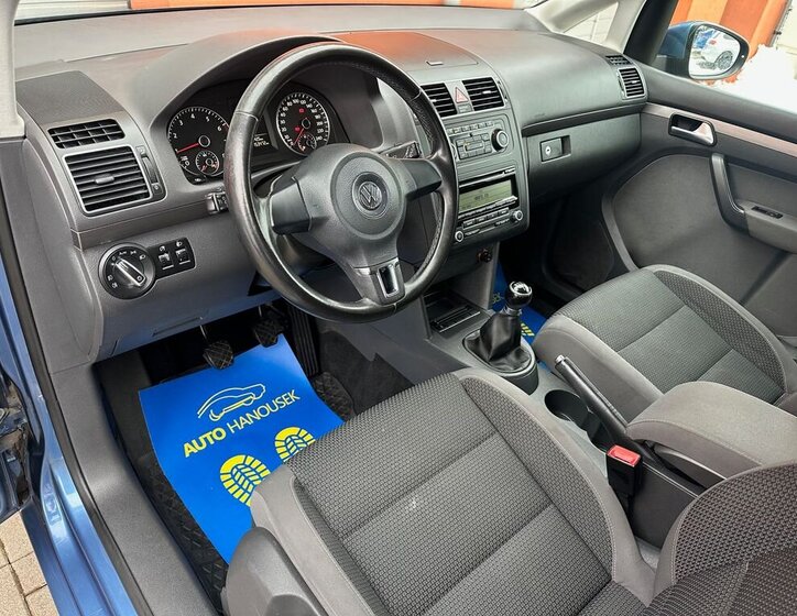 Volkswagen Touran MPV 1,2 l 77 kw