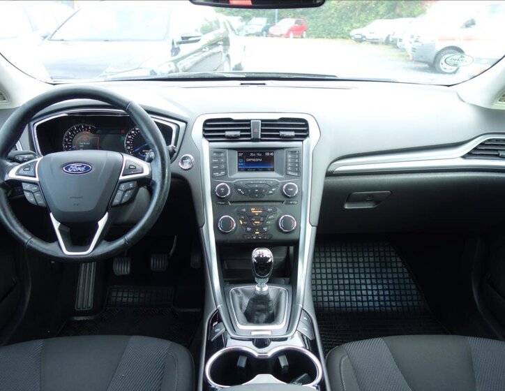 Ford Mondeo 17