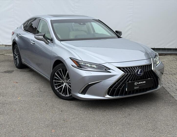 Lexus ES 300h 3