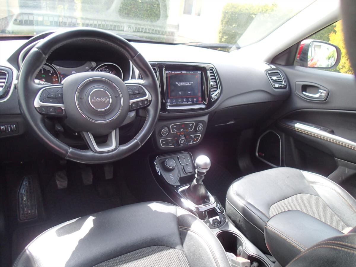 Jeep Compass SUV / Terénní 2,0 l 103 kw
