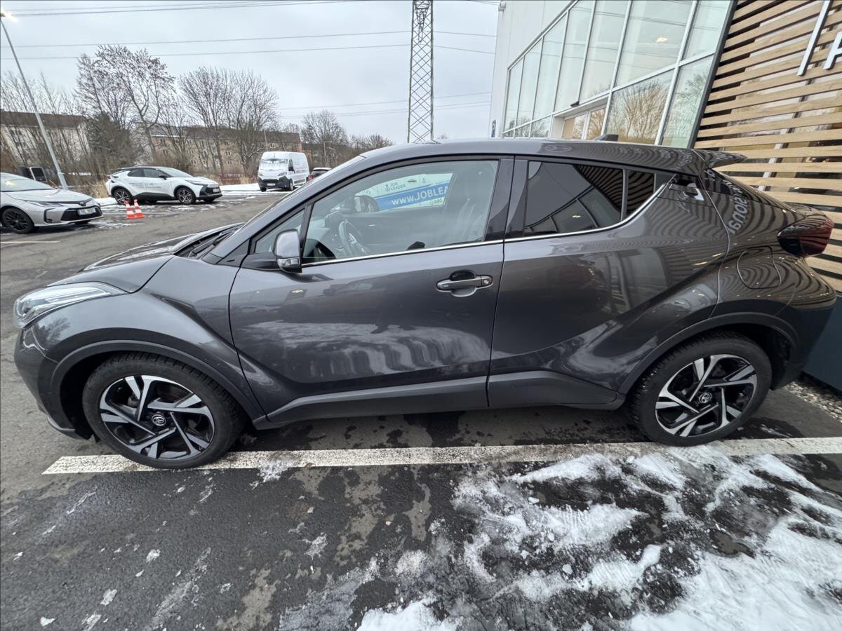Toyota C-HR Hatchback 1,8 l 72 kw