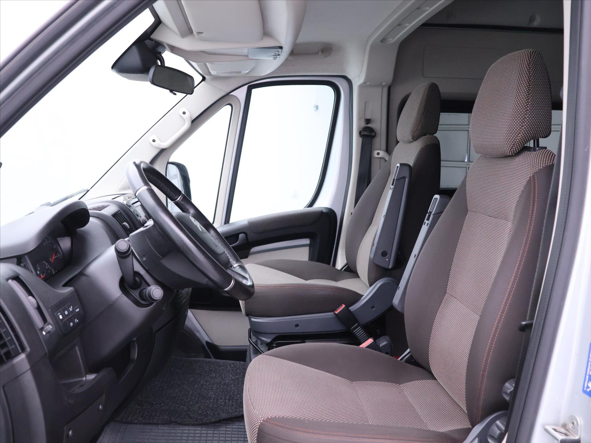 Citroën Jumper Kombi 2,0 l 120 kw