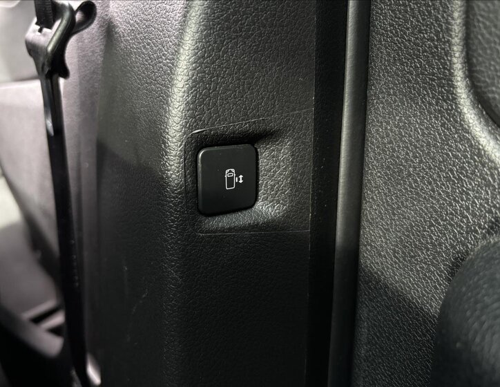 Peugeot Traveller 20