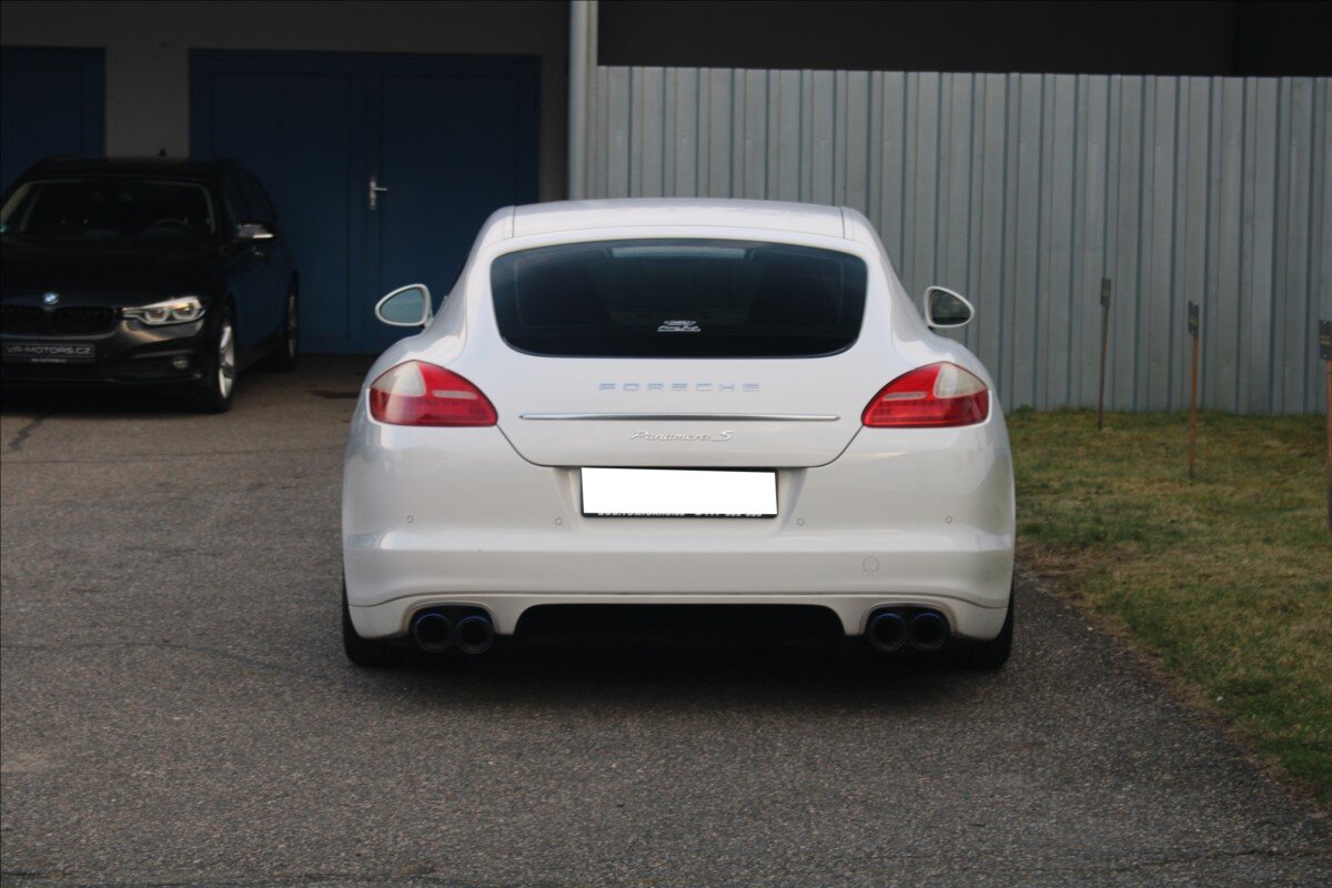 Porsche Panamera Hatchback 3,6 l 220 kw