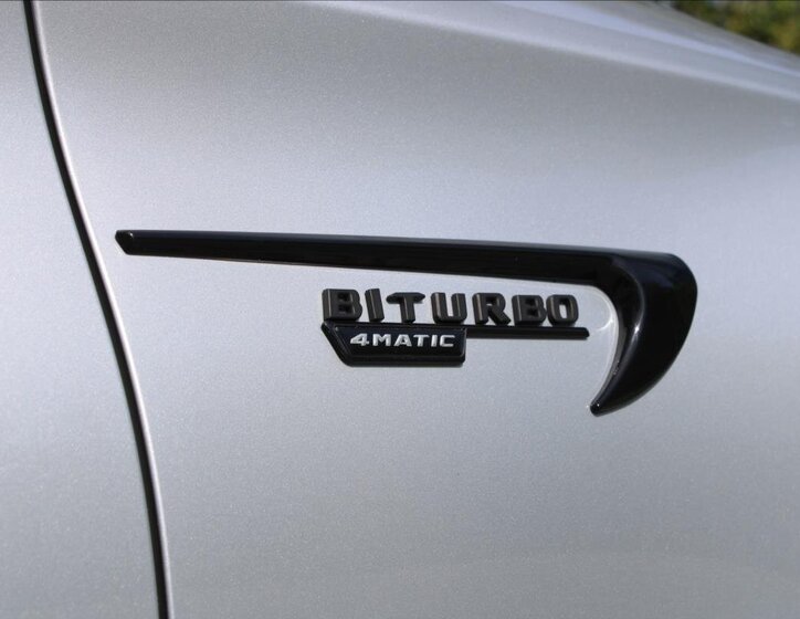 Mercedes-Benz Třídy C Sedan / Limuzína 3,0 l 270 kw