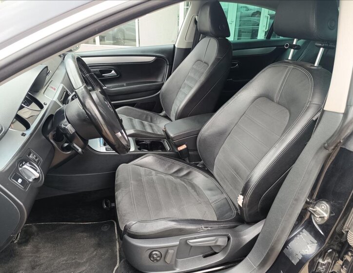 Volkswagen Passat CC Sedan / Limuzína 2,0 l 103 kw