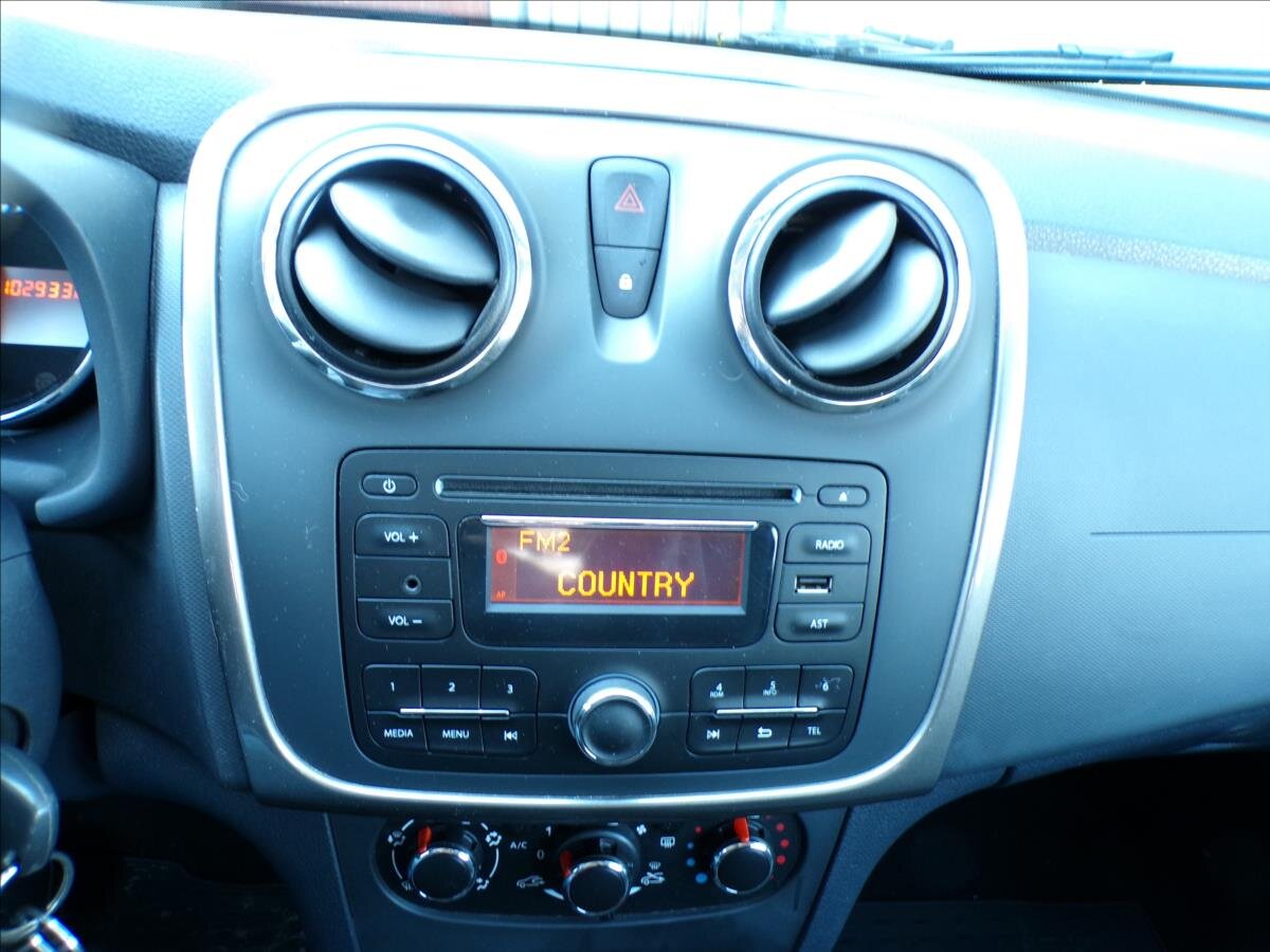 Dacia Sandero Hatchback 1,1 l 54 kw