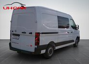 Nissan Interstar 5