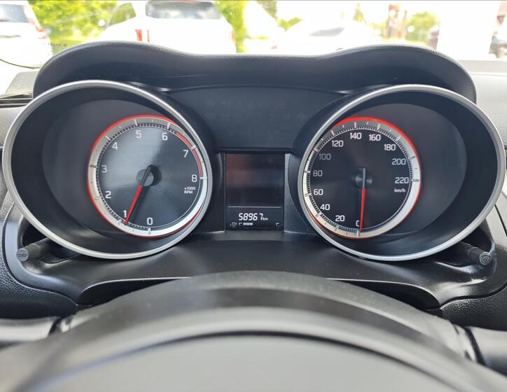 Suzuki Swift 18
