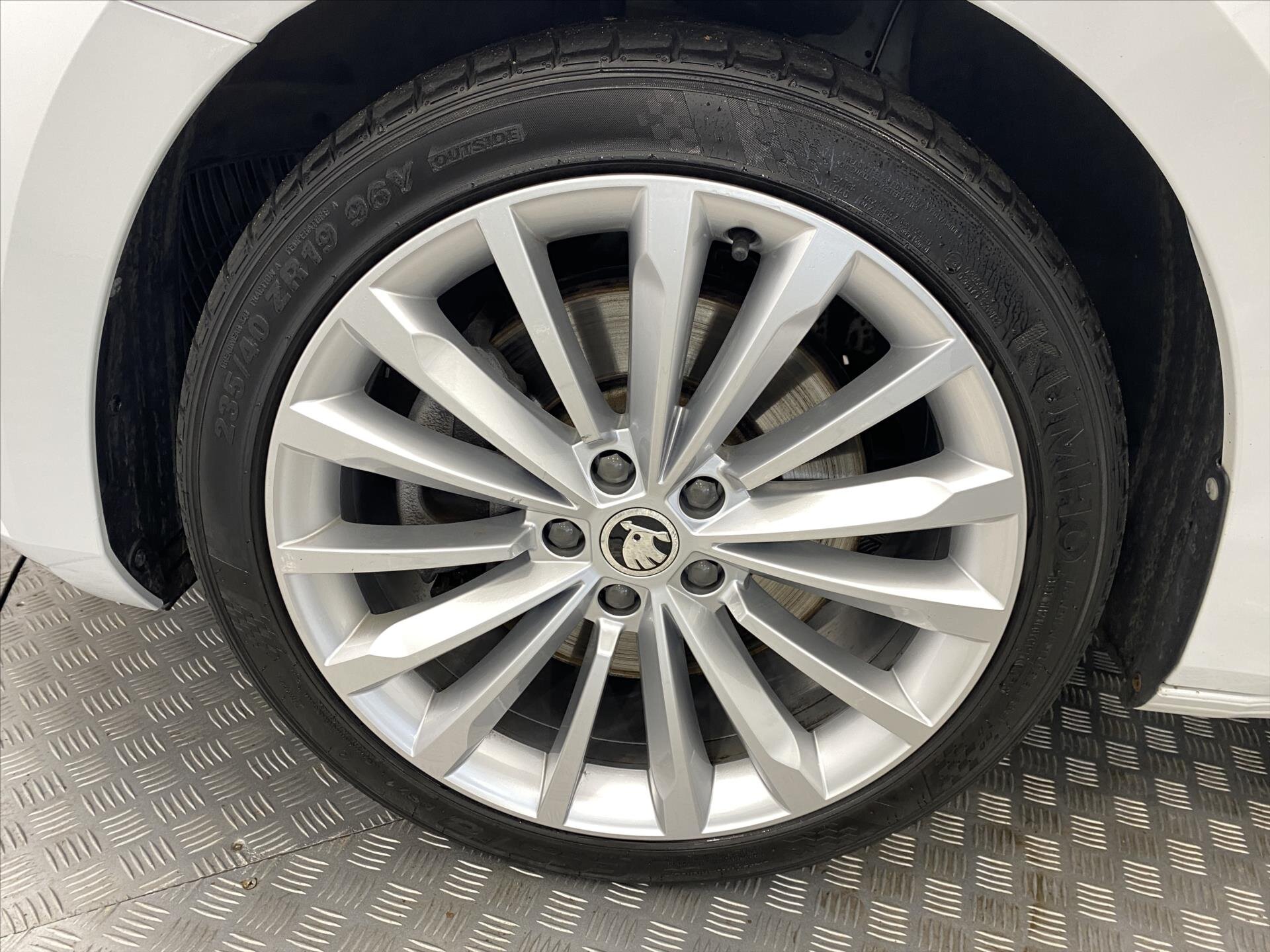 Škoda Superb Kombi 2,0 l 206 kw