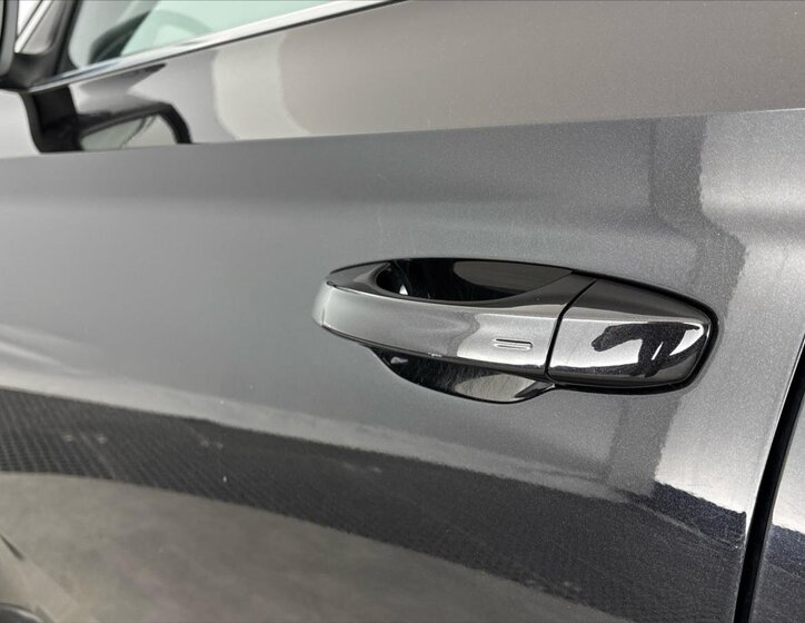 Škoda Superb Kombi 2,0 l 147 kw