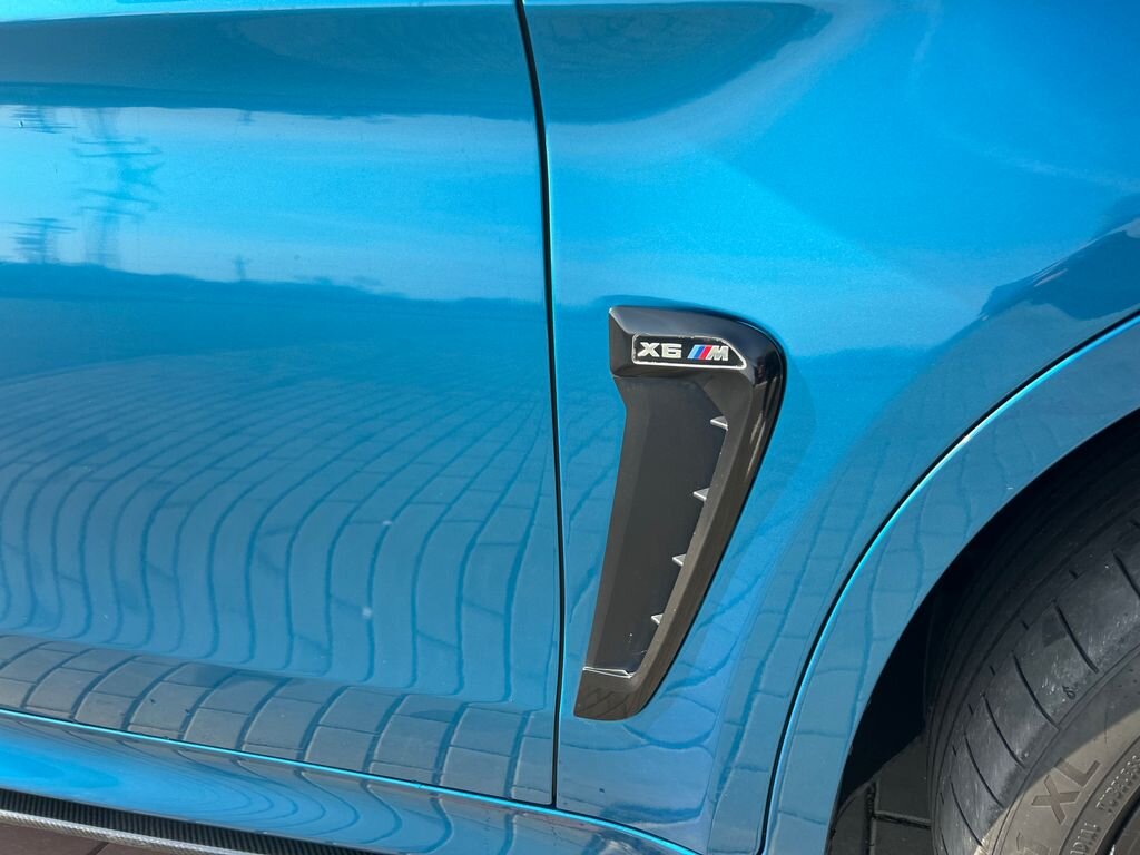 BMW X6 SUV / Terénní 4,4 l 512 kw