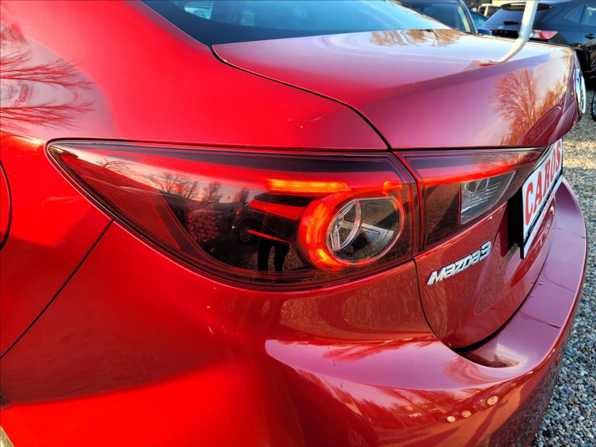 Mazda 3 Sedan / Limuzína 2,0 l 88 kw