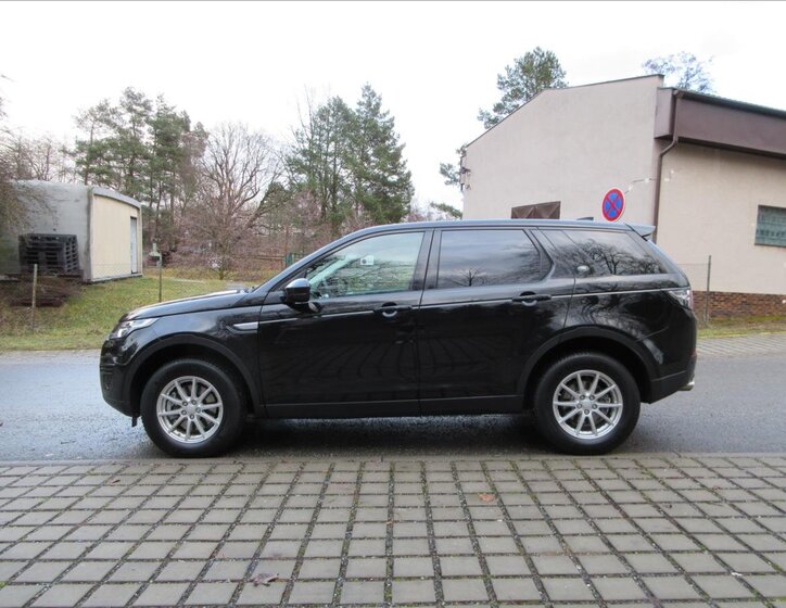 Land Rover Discovery Sport SUV 2,0 l 110 kw