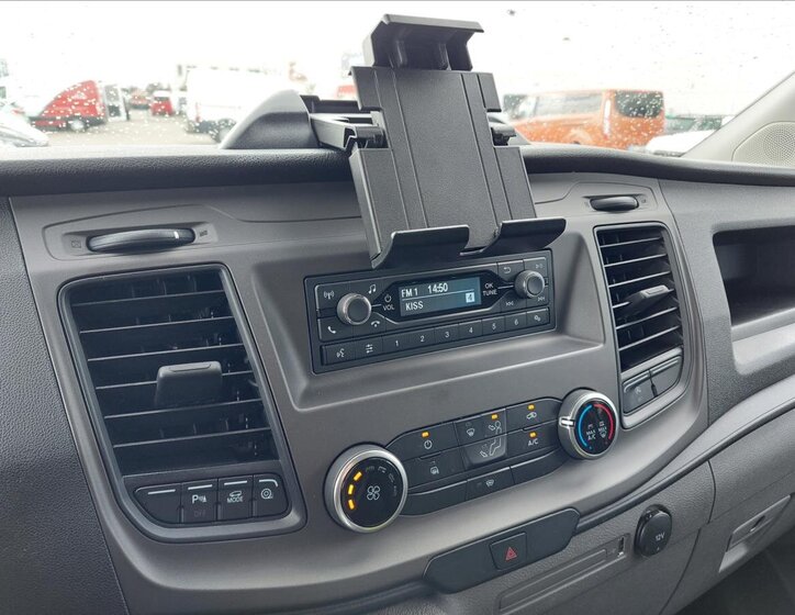 Ford Transit Custom 24