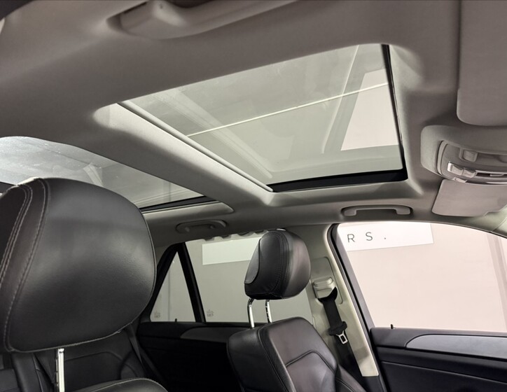 Mercedes-Benz GLE 26