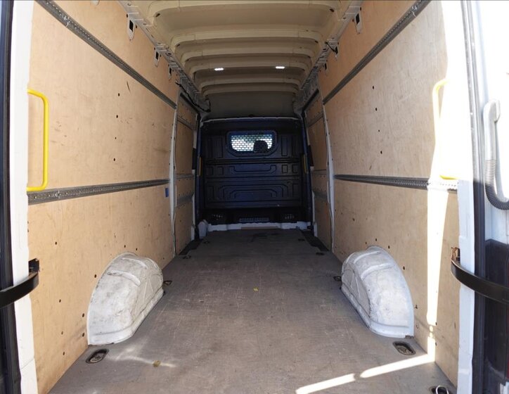 Volkswagen Crafter Ostatní 2,0 l 103 kw