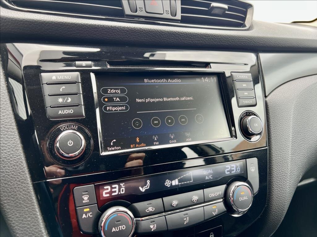 Nissan Qashqai SUV / Terénní 1,5 l 85 kw